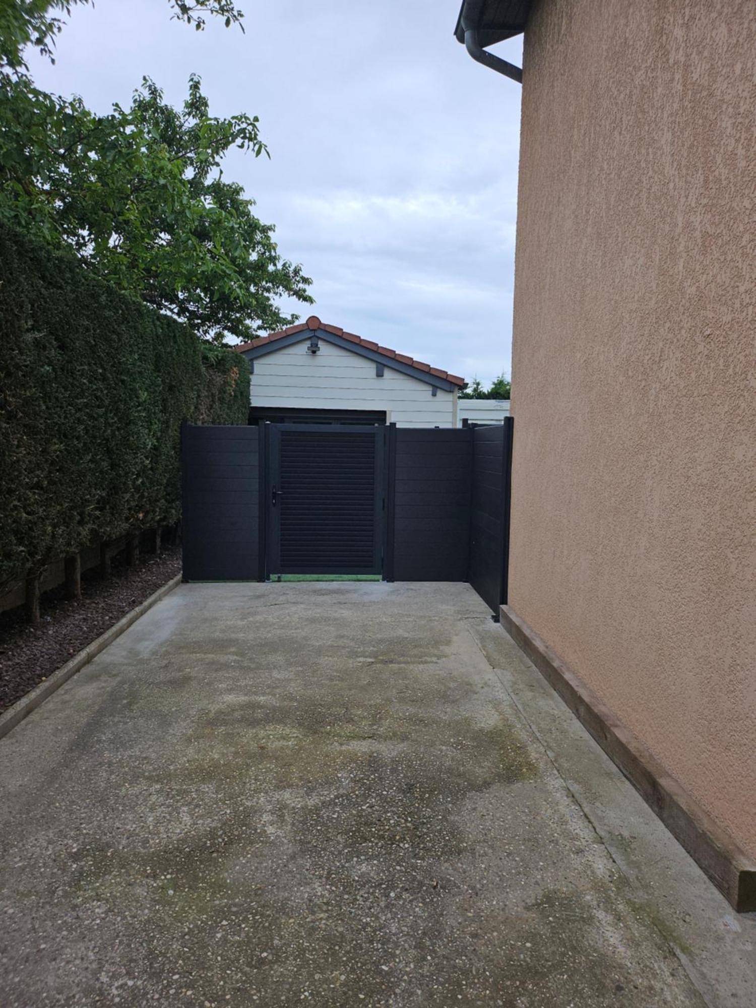 Hebergement Privee Jaccuzzi En Supplement Saint-Clair-du-Rhone Exteriör bild